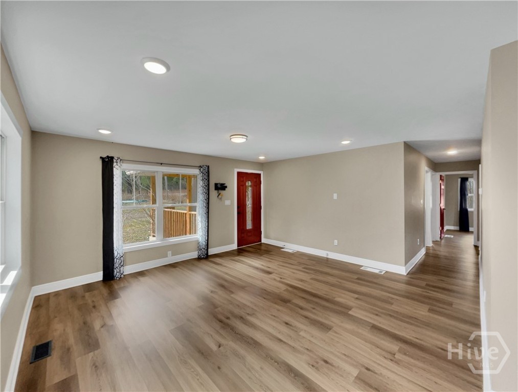 1271 Della Slaton Road Comer, GA 30629 - Photo 8 of 29