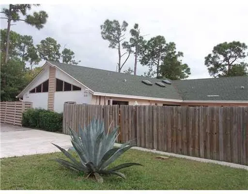 $2,800 | 14118 Wellington Trace, Wellington, FL 33414