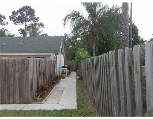 $2,800 | 14118 Wellington Trace, Wellington, FL 33414