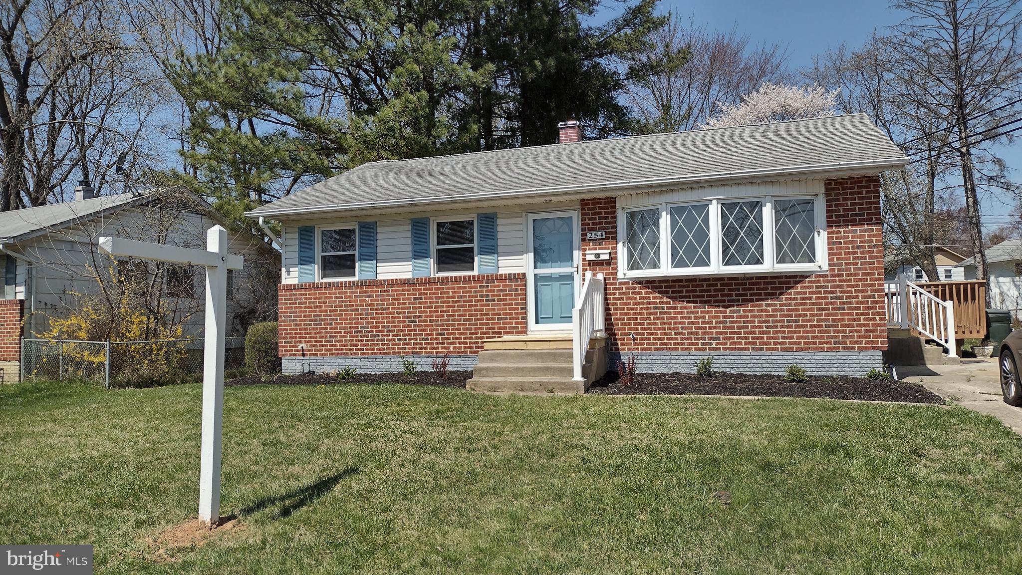 254 Candytuft Road Reisterstown, MD 21136 - Photo 3 of 44 Front of Home