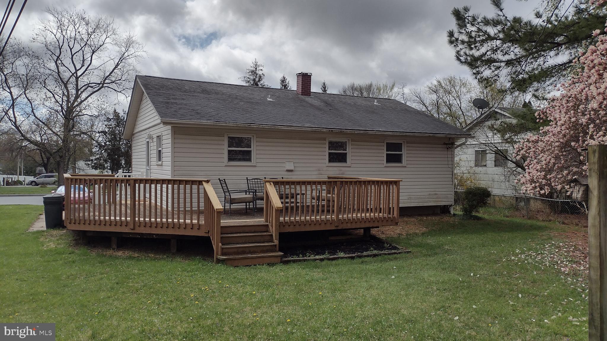254 Candytuft Road Reisterstown, MD 21136 - Photo 41 of 44 Large Deck 16 x 12 approximately