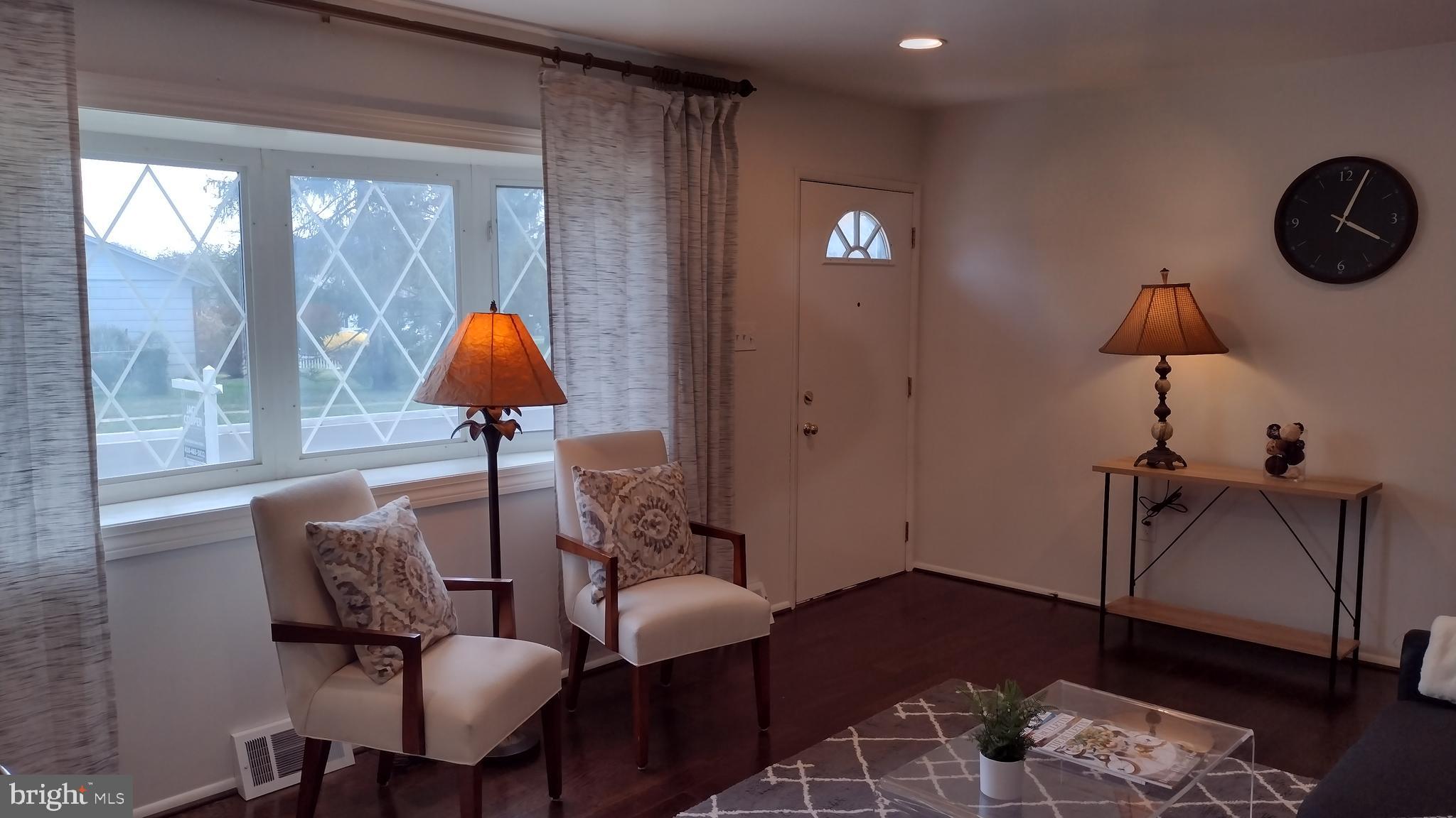 254 Candytuft Road Reisterstown, MD 21136 - Photo 7 of 44 Living Room