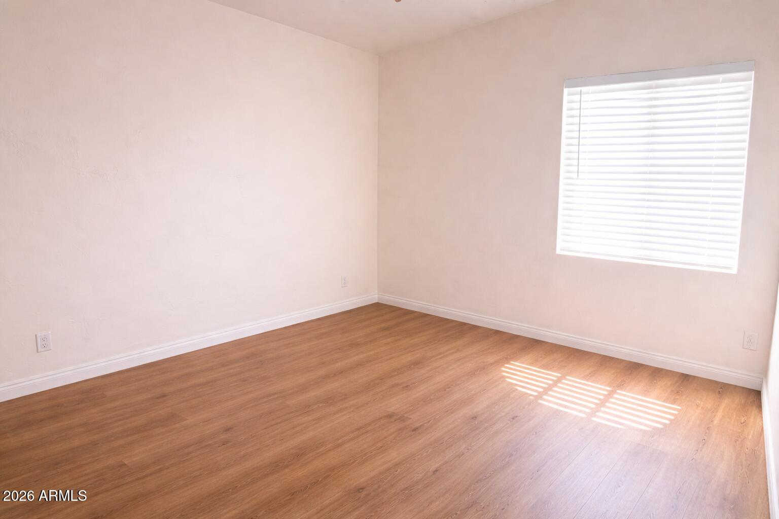 1918 West Colter Street Phoenix, AZ 85015 - Photo 6 of 11 Bedroom1