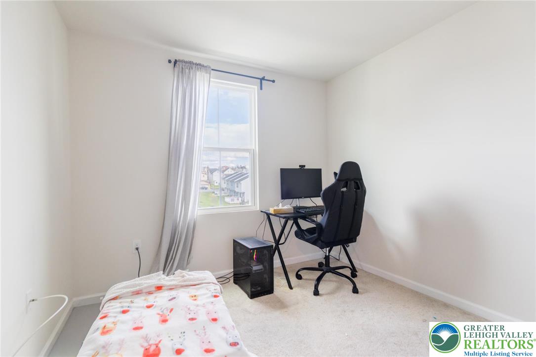 2126 Cross Country Road Northampton, PA 18067 - Photo 11 of 17