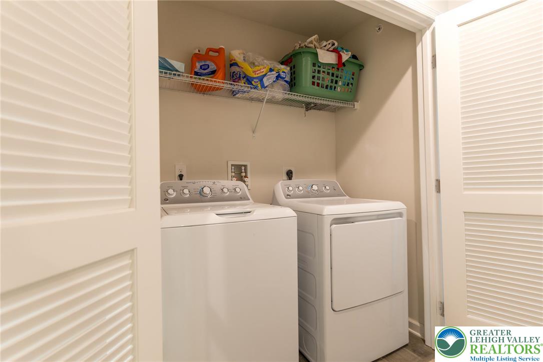 2126 Cross Country Road Northampton, PA 18067 - Photo 13 of 17