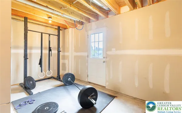 $315,000 | 2126 Cross Country Road, Northampton, PA 18067