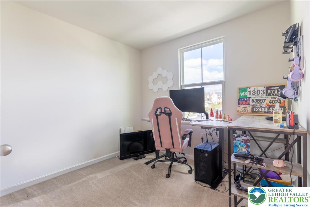 2126 Cross Country Road Northampton, PA 18067 - Photo 10 of 17