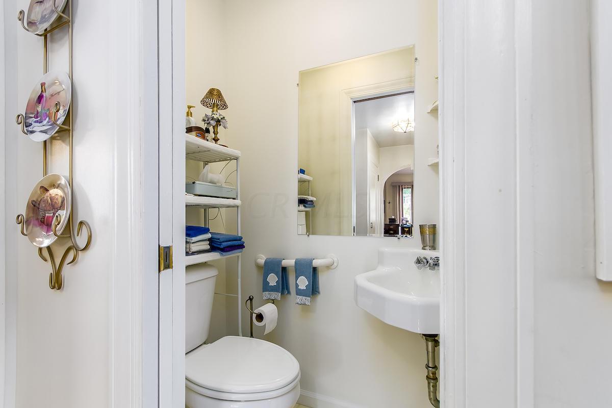 116 North Remington Road Bexley, OH 43209 - Photo 11 of 21 Gallery Image 11