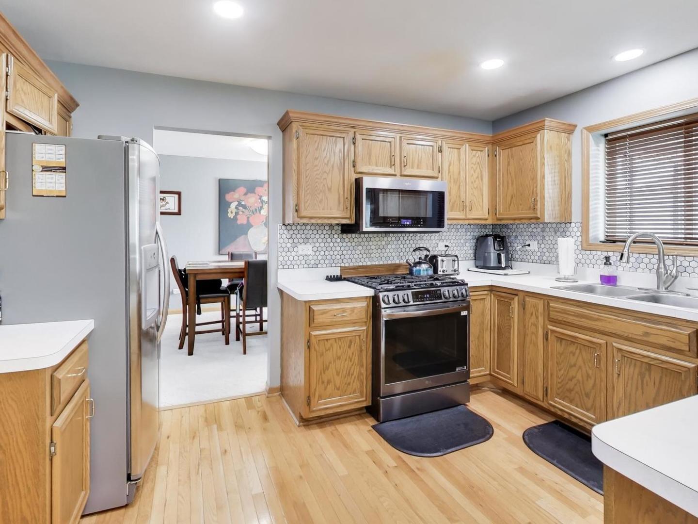 313 Fox Bend Circle Bolingbrook, IL 60440 - Photo 12 of 58