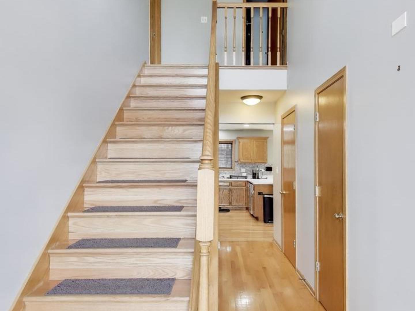 313 Fox Bend Circle Bolingbrook, IL 60440 - Photo 4 of 58