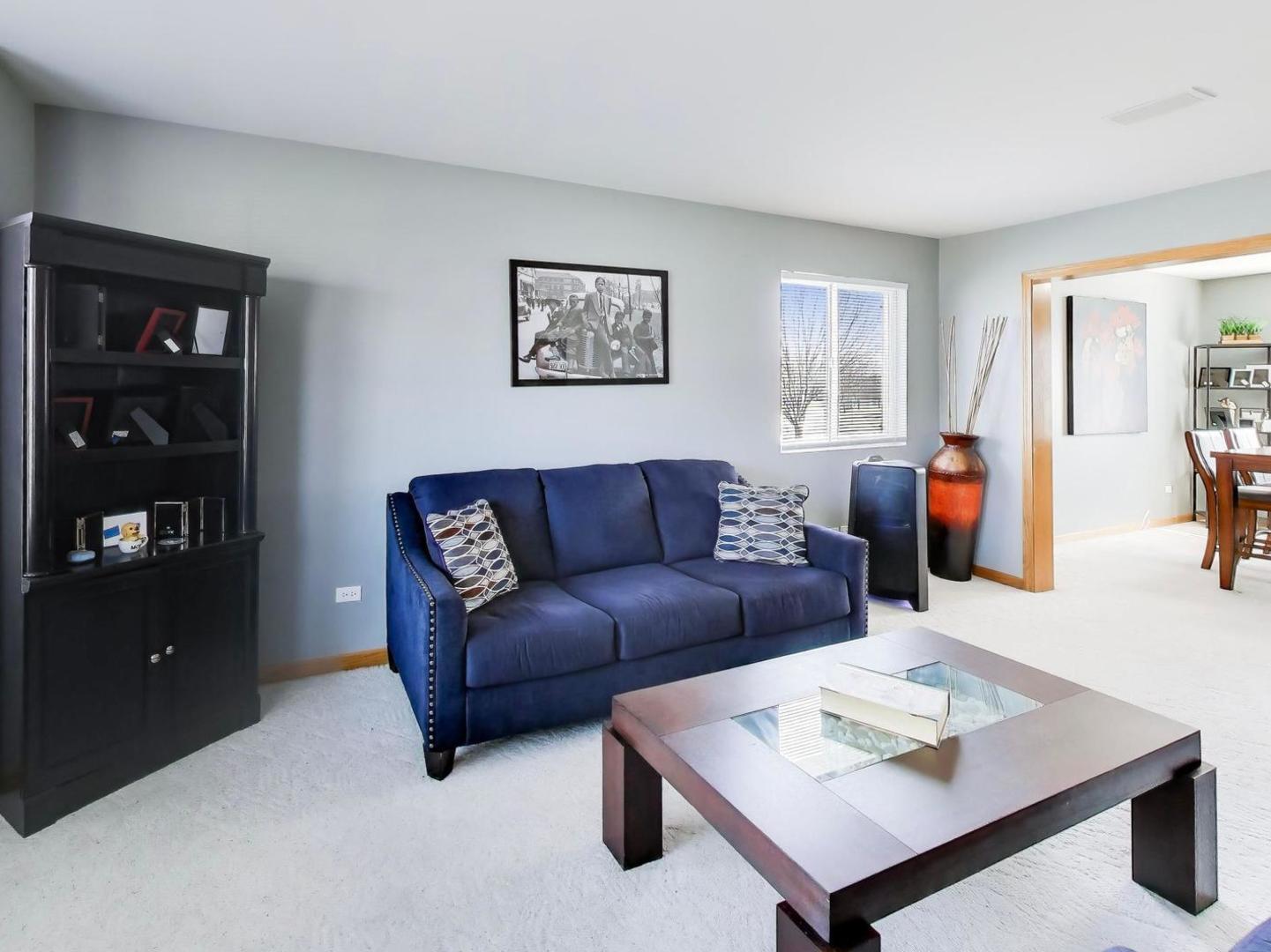 313 Fox Bend Circle Bolingbrook, IL 60440 - Photo 7 of 58