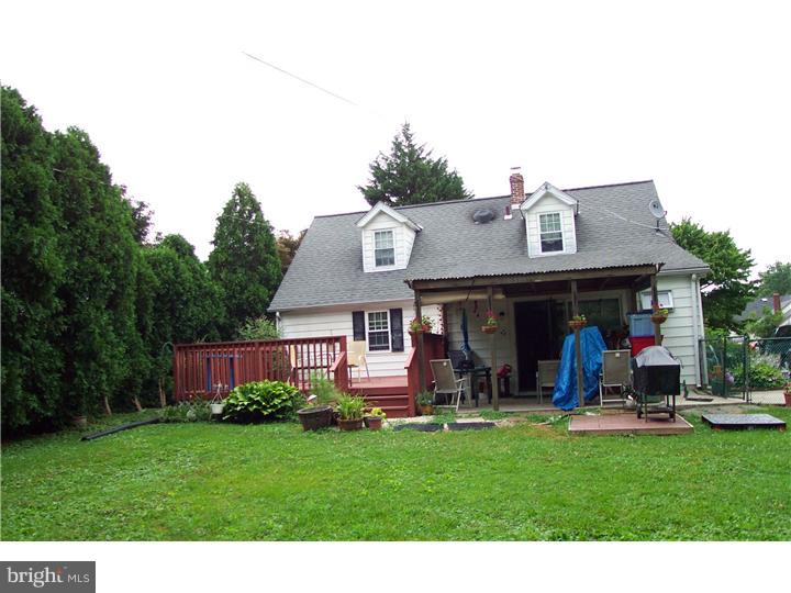 230 Overlook Road Ambler, PA 19002 - Photo 15 of 17 Exterior Back