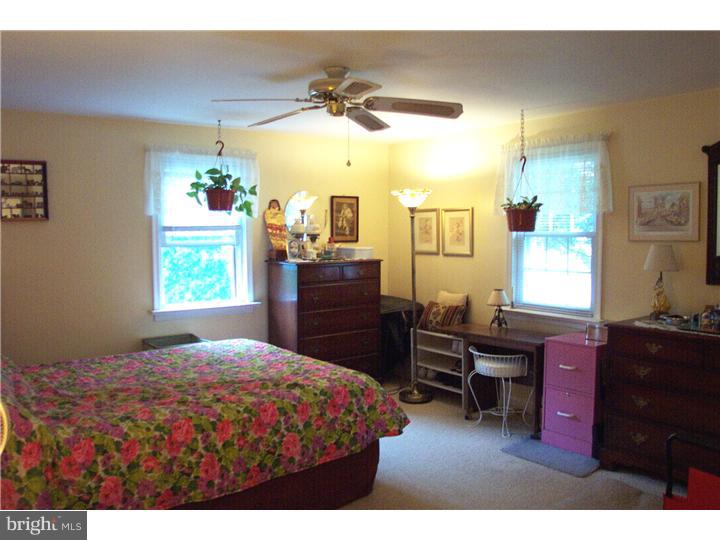 230 Overlook Road Ambler, PA 19002 - Photo 9 of 17 Bedroom - Main
