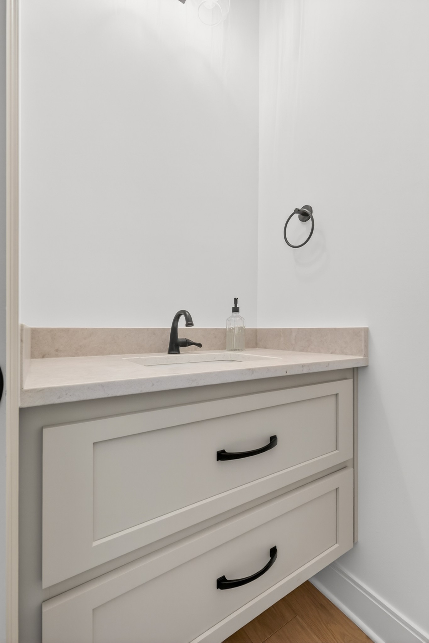 5541 Sinclair Street Murfreesboro, TN 37127 - Photo 9 of 58 a close view of vanity