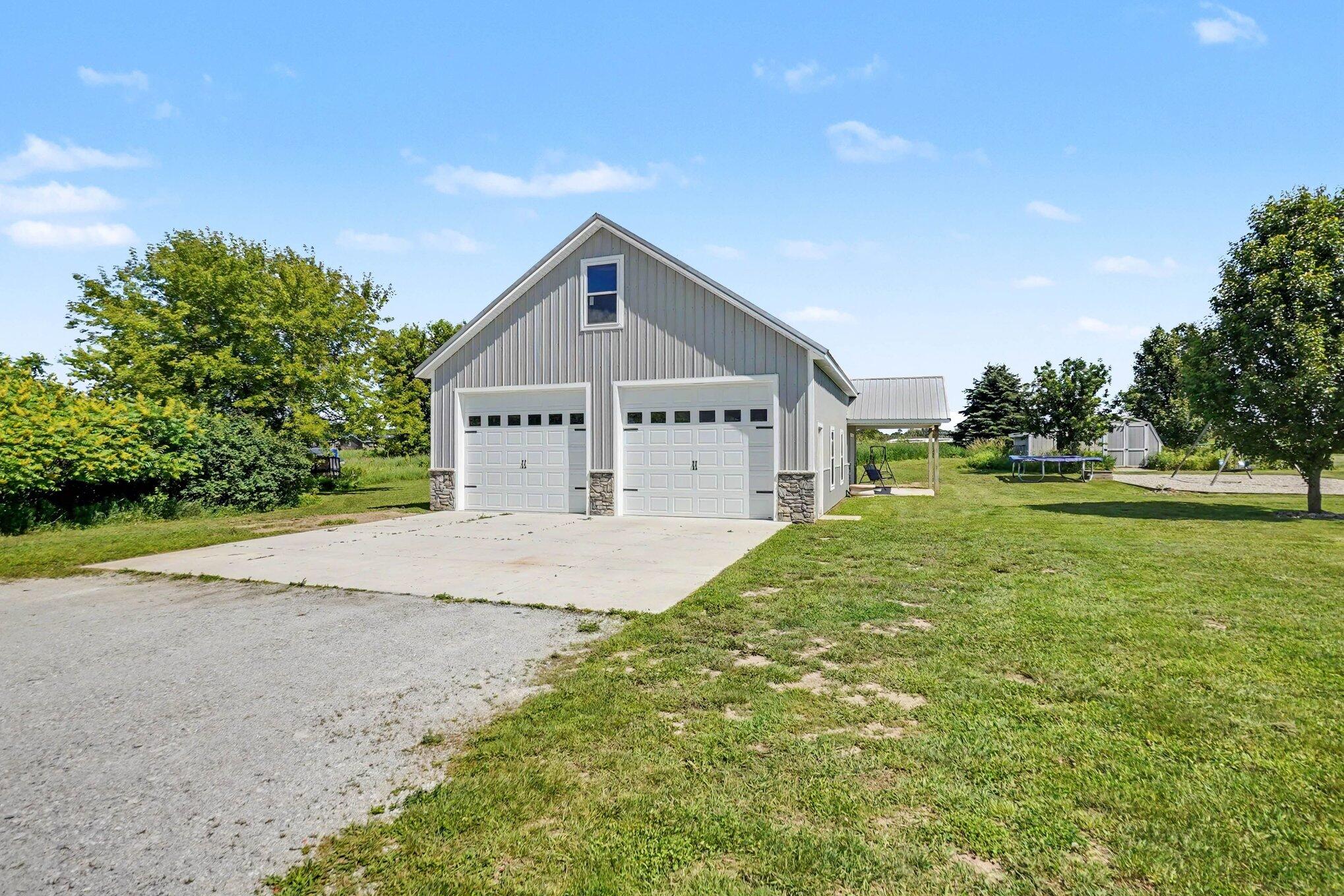 4913 Daisy Way Fremont, MI 49412 - Photo 45 of 48 032_file_2044