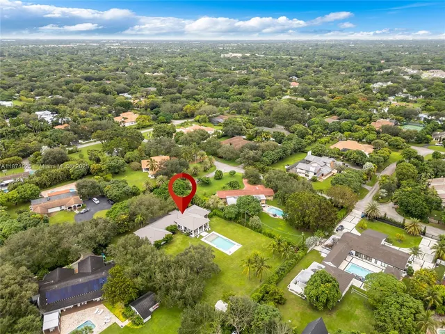 $2,550,000 | 11835 Southwest 91 Avenue, Miami, FL 33176