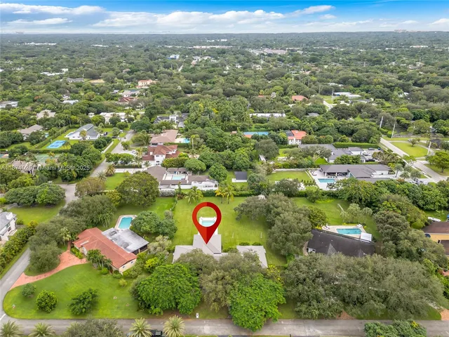 $2,550,000 | 11835 Southwest 91 Avenue, Miami, FL 33176