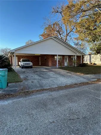 $135,000 | 211 North Walnut Street, Opelousas, LA 70570