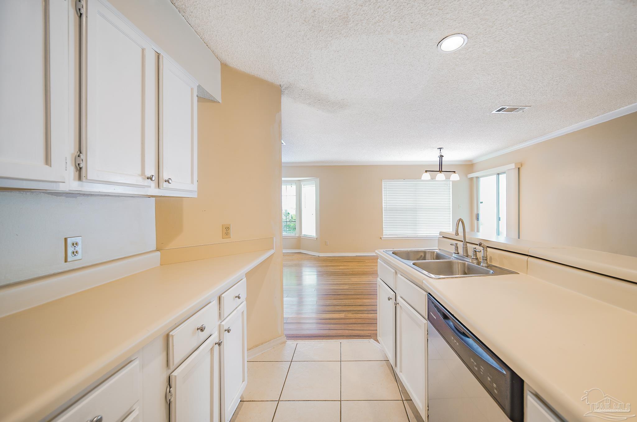 10029 Foxrun Road Pensacola, FL 32514 - Photo 13 of 41