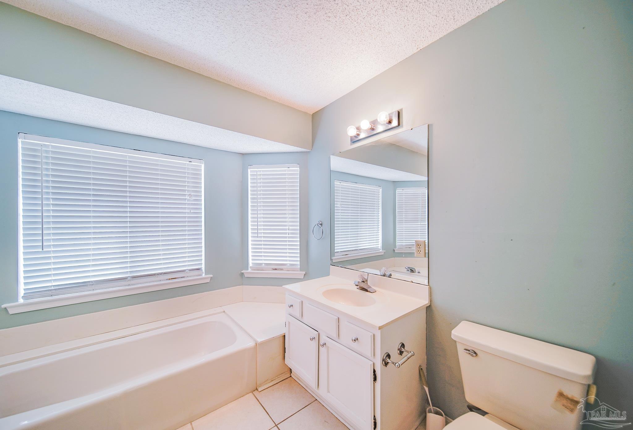 10029 Foxrun Road Pensacola, FL 32514 - Photo 25 of 41