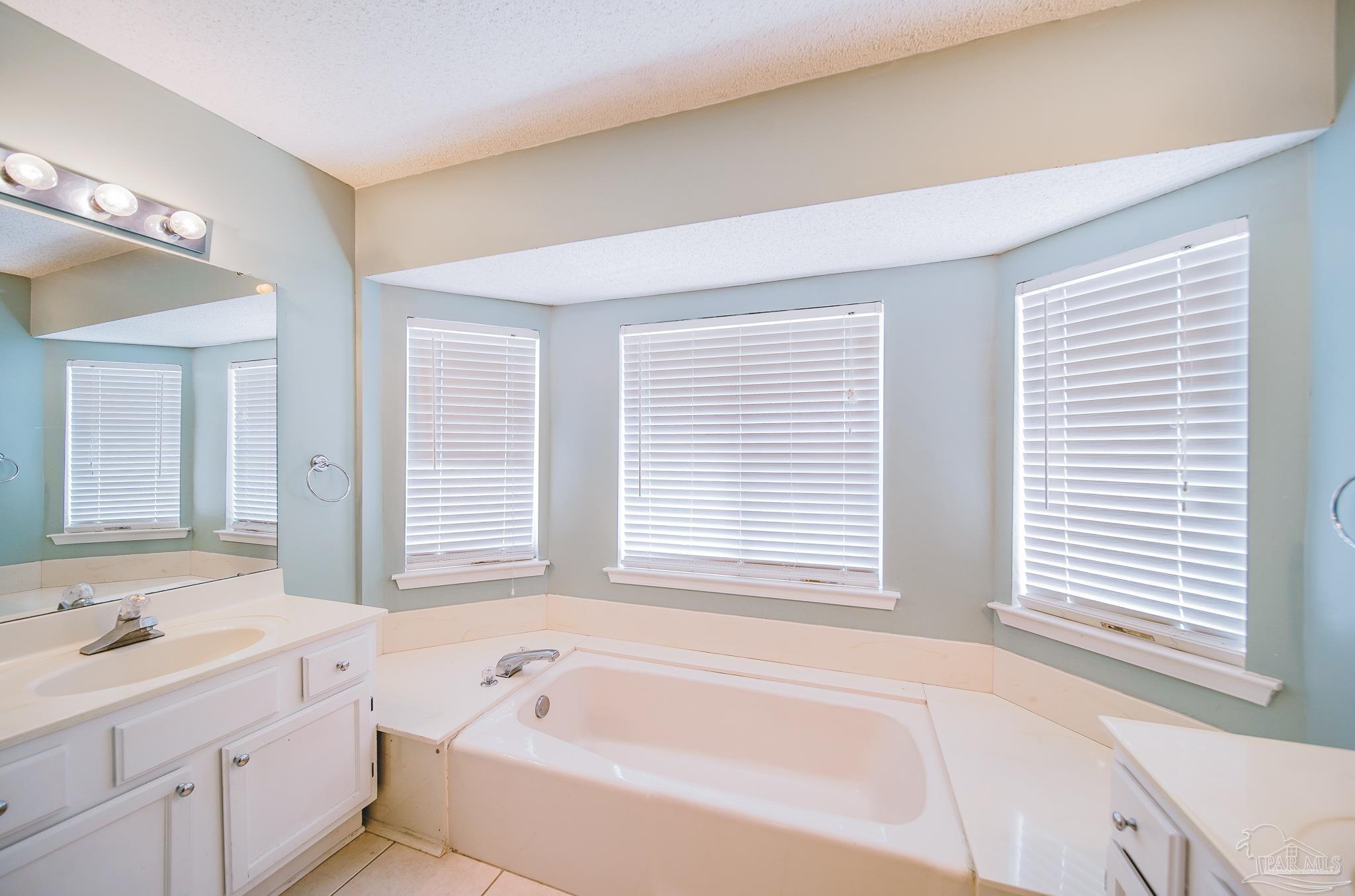 10029 Foxrun Road Pensacola, FL 32514 - Photo 26 of 41
