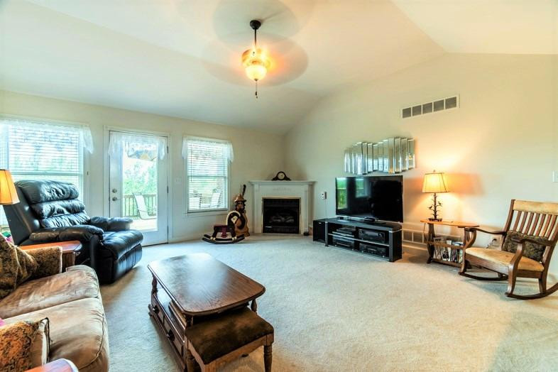 135 Bridle Court Dry Ridge, KY 41035 - Photo 3 of 30 Gallery Image 3