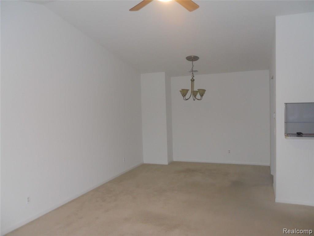 20644 Dunham Road, Unit 32 Clinton Township, MI 48038 - Photo 11 of 18