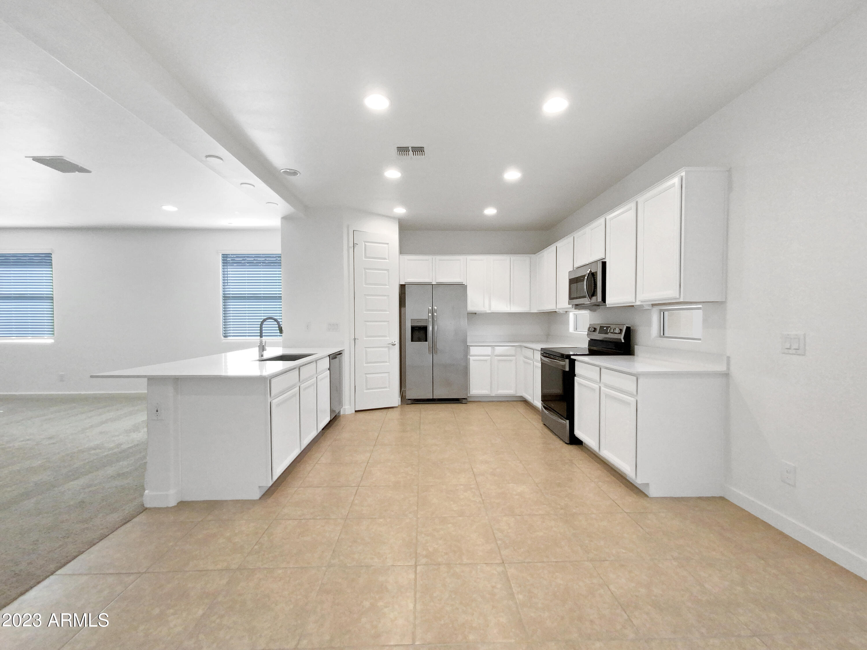 2642 South Reavis Falls Road Apache Junction, AZ 85119 - Photo 8 of 18 listing_5