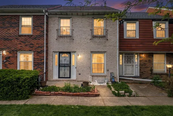 $154,000 | 2472 Hardesty Drive South, Unit U10, Columbus, OH 43204