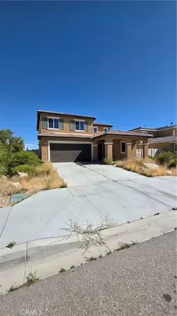 $2,750 | 10546 Pampas Court, Adelanto, CA 92301