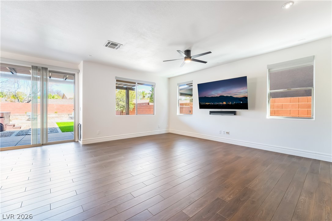 10206 Cider Mill Road Las Vegas, NV 89135 - Photo 7 of 39 Indoor/Outdoor Space