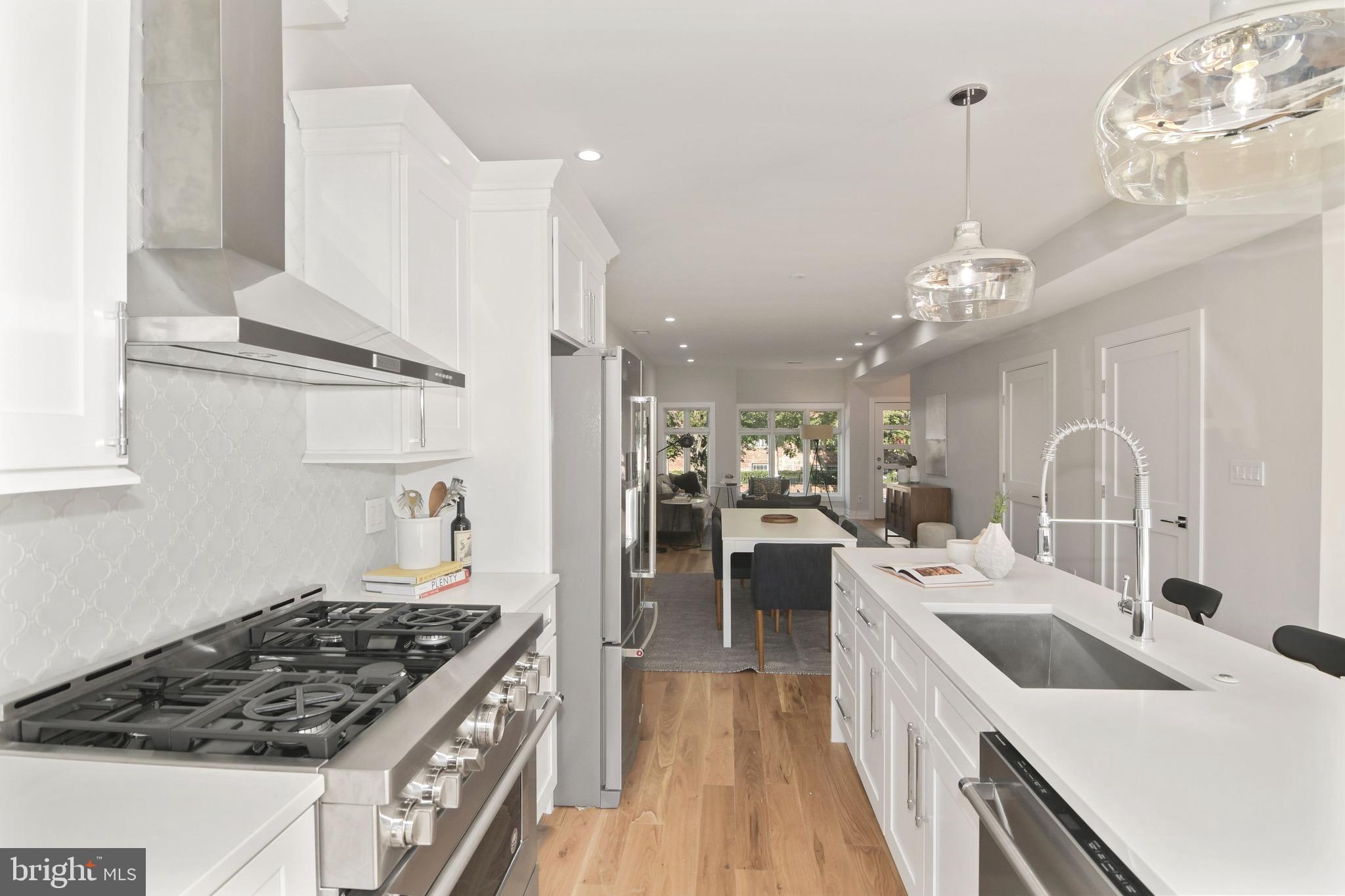 16 18th Street Southeast Washington, DC 20003 - Photo 6 of 33 Kitchen