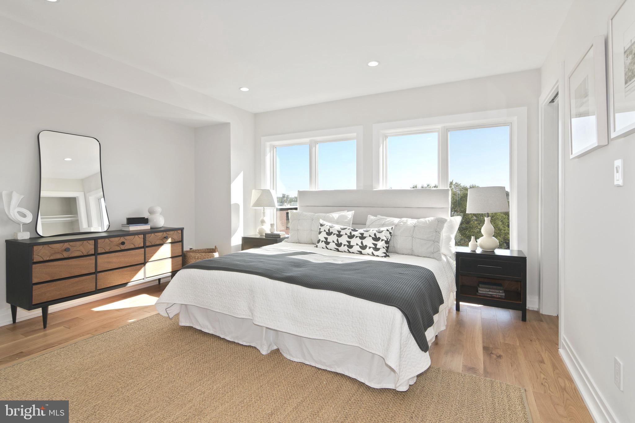 16 18th Street Southeast Washington, DC 20003 - Photo 10 of 33 Owner's Bedroom