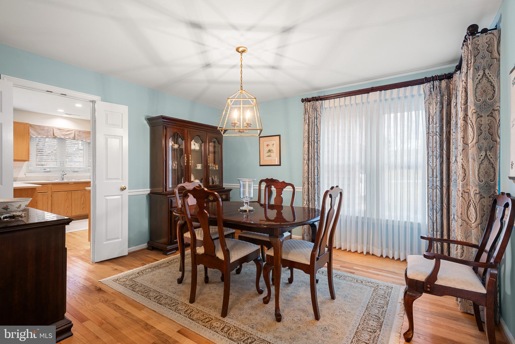 102 Orchard Road Paoli, PA 19301 - Photo 4 of 32 Gallery Image 4