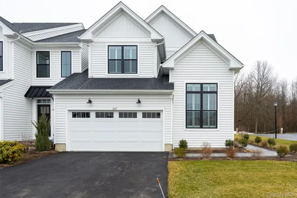 $875,000 | 247 Superior Court, Wappingers Falls, NY 12590
