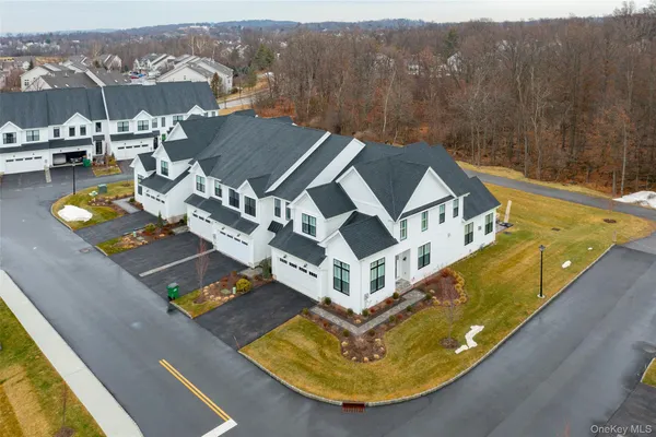 $875,000 | 247 Superior Court, Wappingers Falls, NY 12590