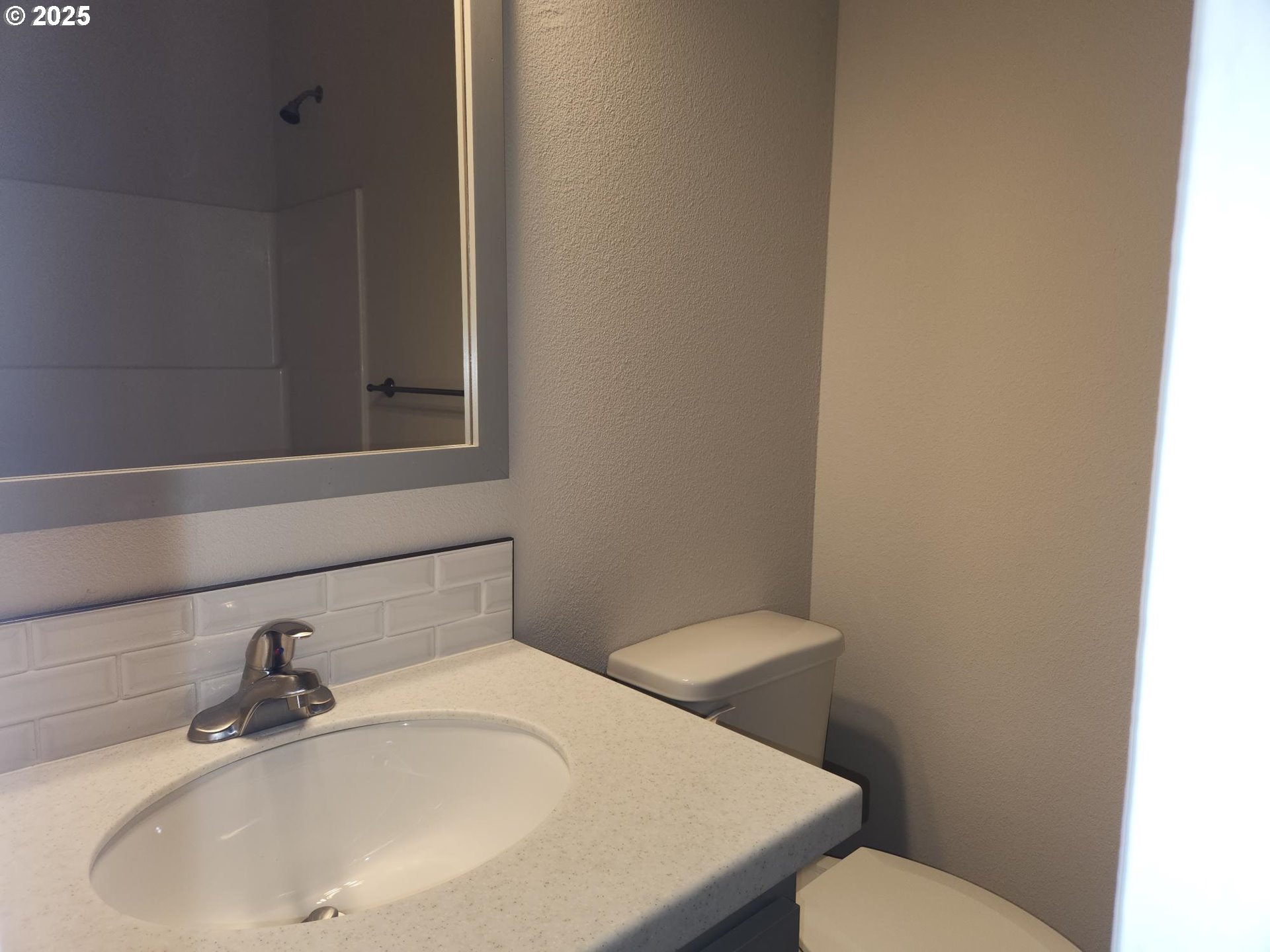 214 Chapman Road, Unit 44 Castle Rock, WA 98611 - Photo 15 of 32 Gallery Image 15