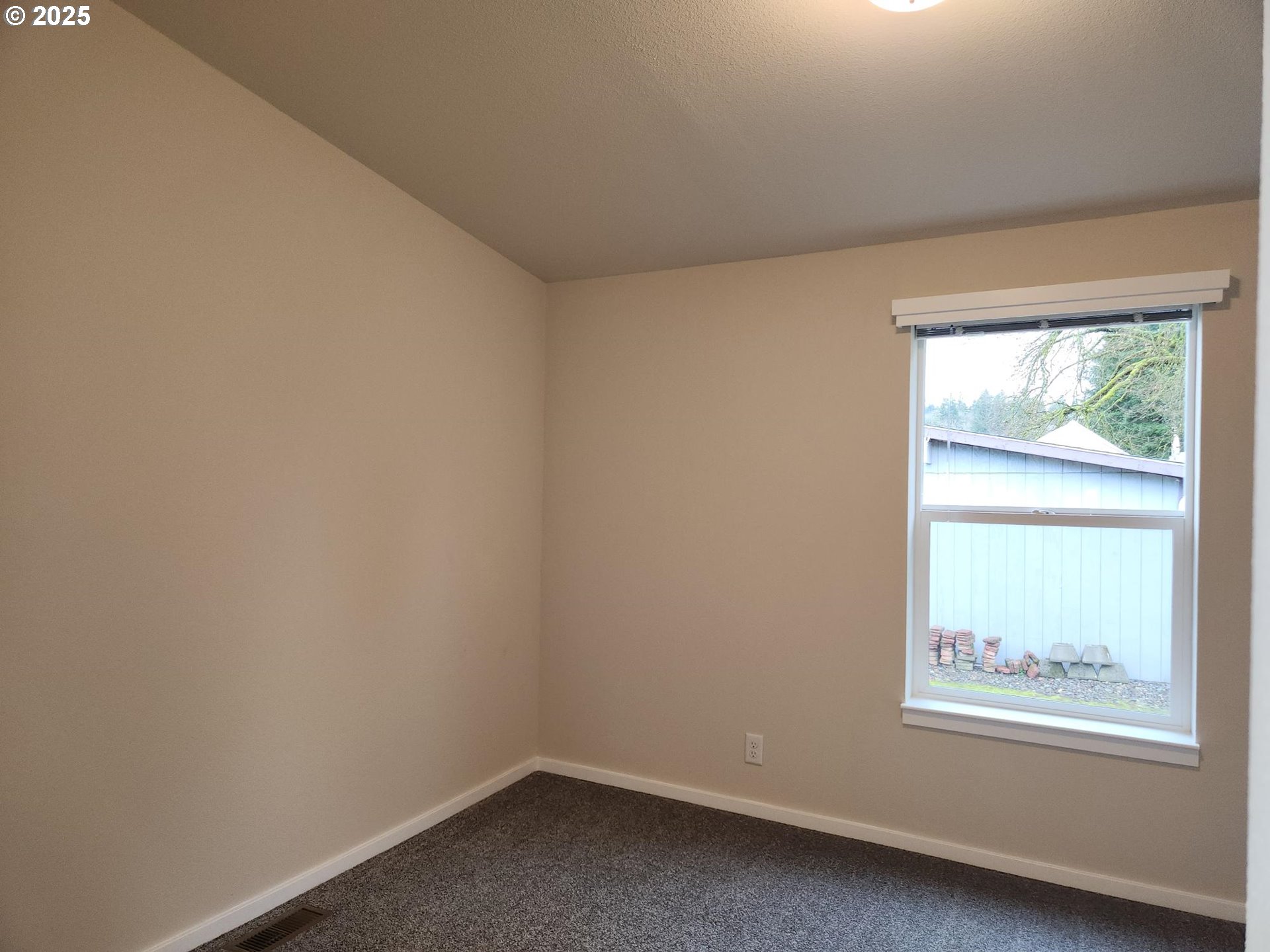 214 Chapman Road, Unit 44 Castle Rock, WA 98611 - Photo 18 of 32 Gallery Image 18