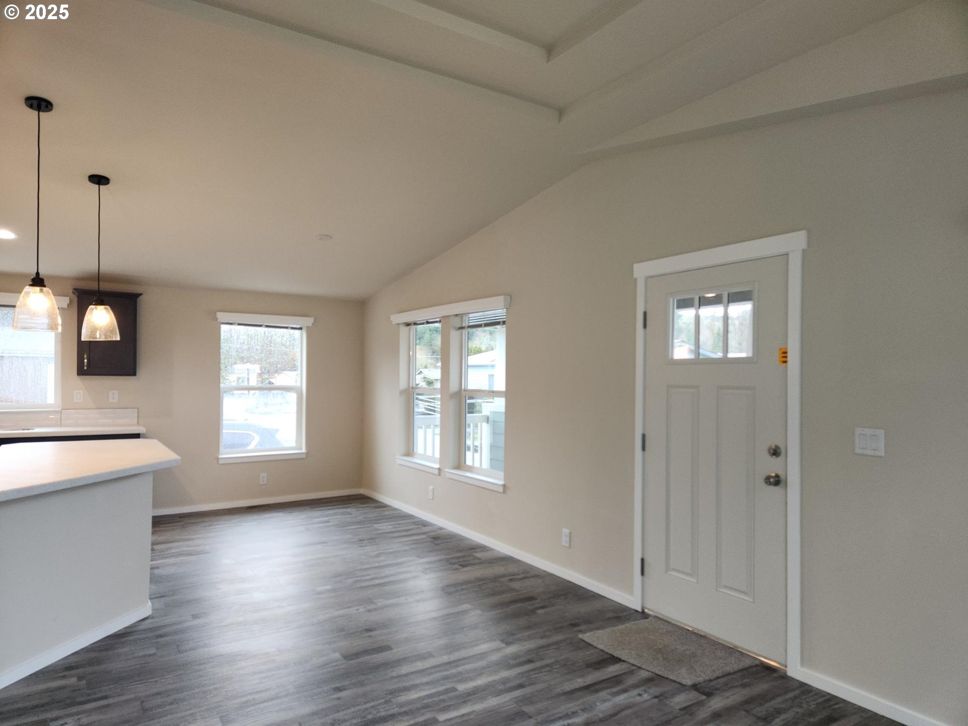 214 Chapman Road, Unit 44 Castle Rock, WA 98611 - Photo 7 of 32 Gallery Image 7