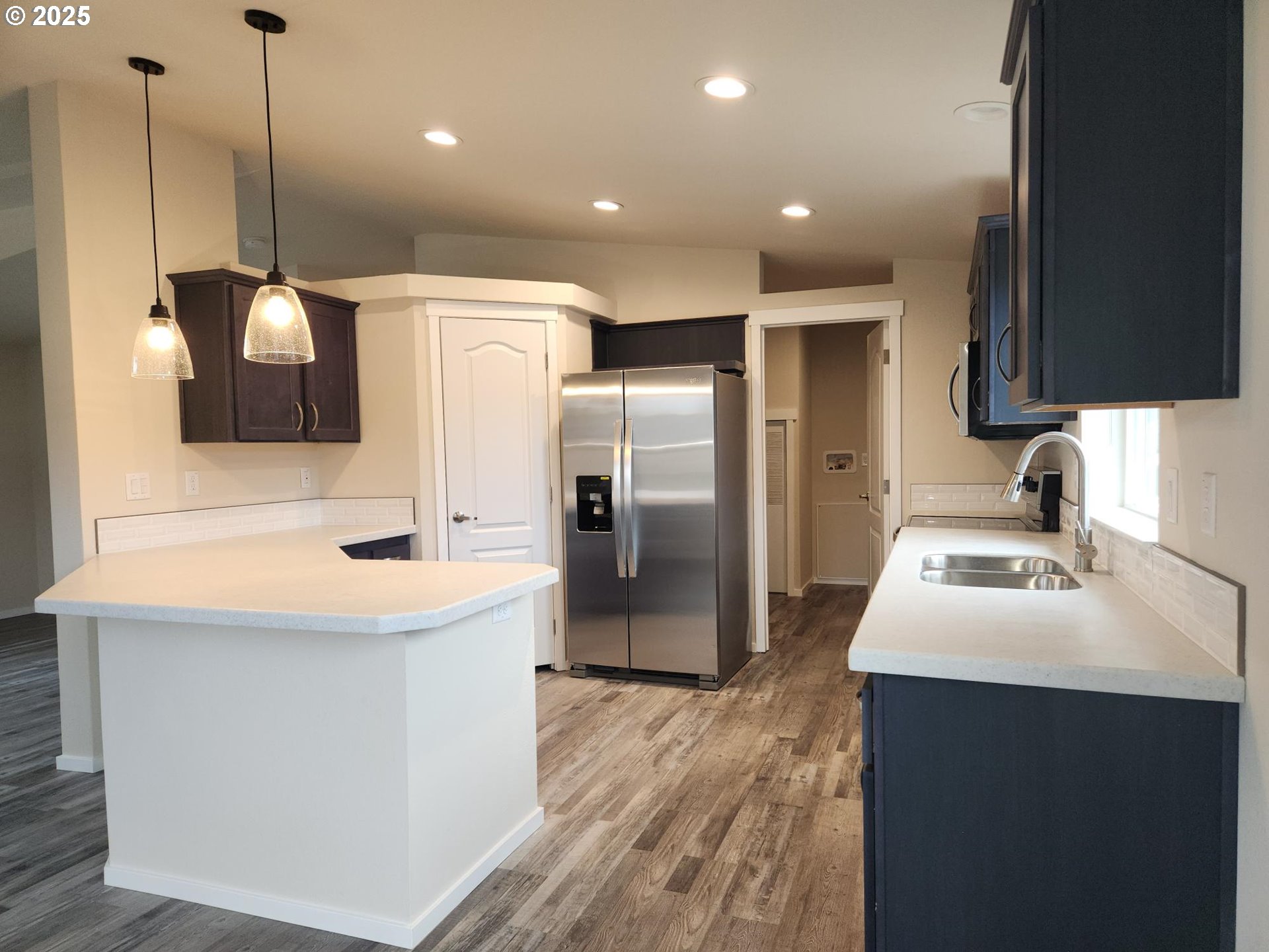 214 Chapman Road, Unit 44 Castle Rock, WA 98611 - Photo 9 of 32 Gallery Image 9