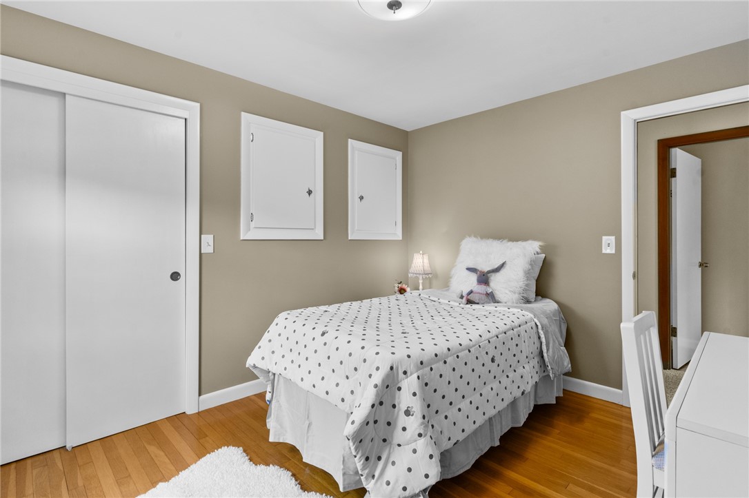 21 Colonial Road Scituate, RI 02857 - Photo 23 of 36