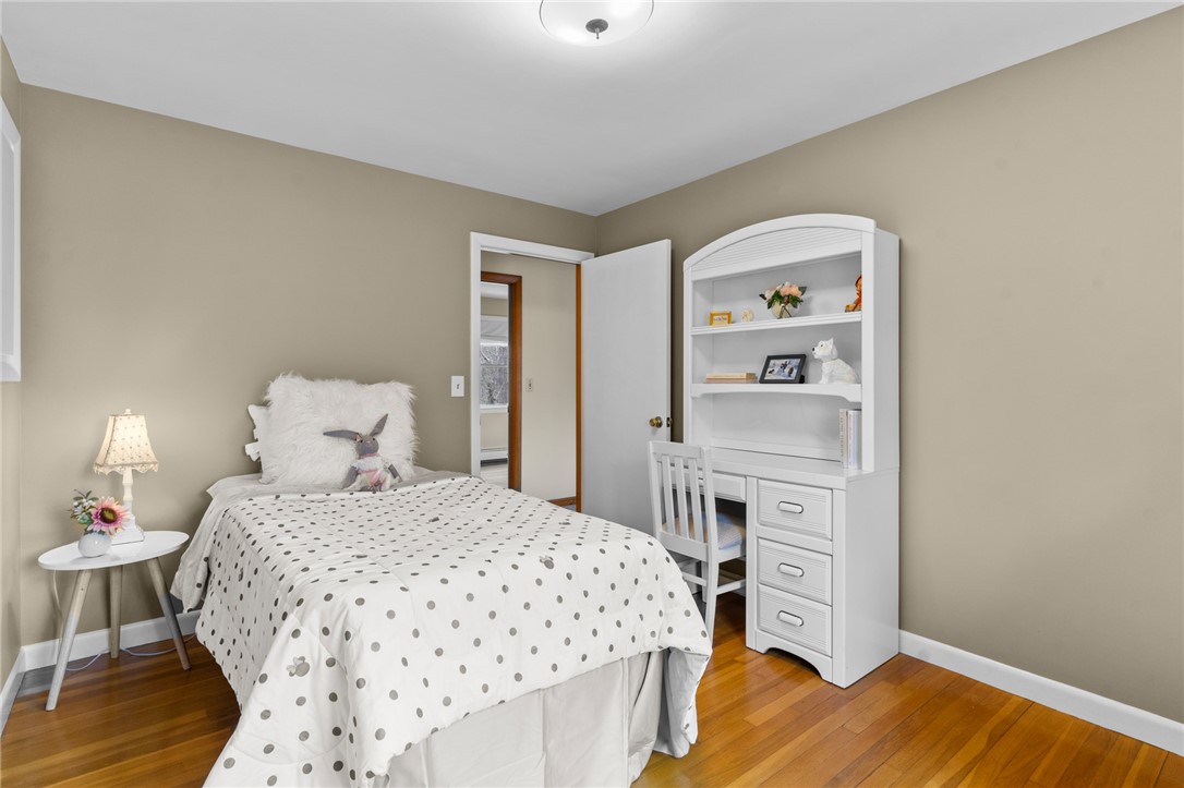 21 Colonial Road Scituate, RI 02857 - Photo 24 of 36