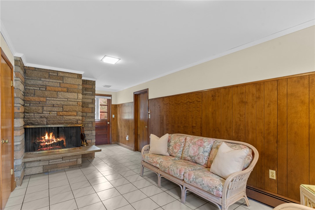 21 Colonial Road Scituate, RI 02857 - Photo 27 of 36