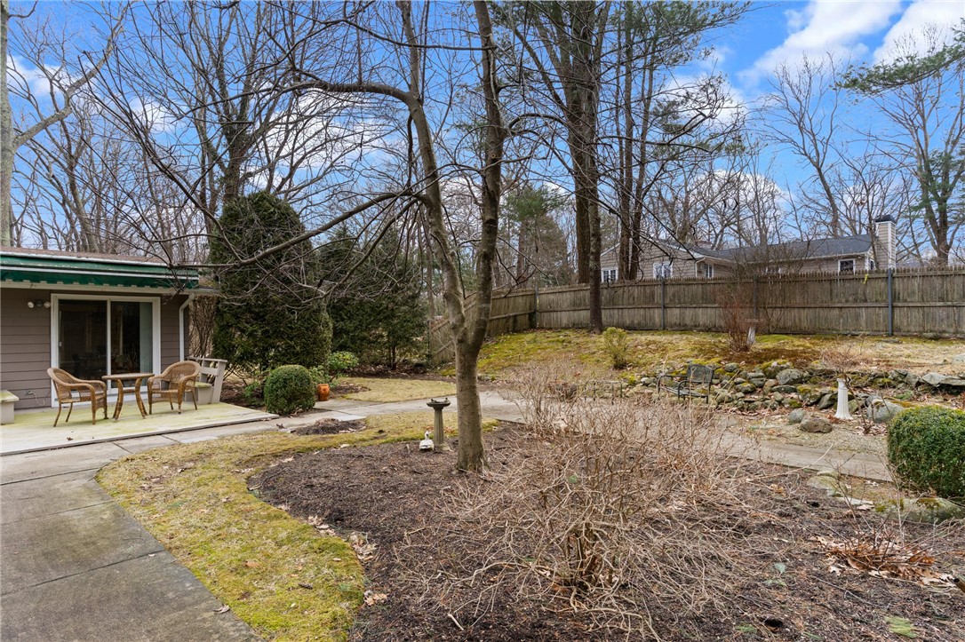 21 Colonial Road Scituate, RI 02857 - Photo 33 of 36