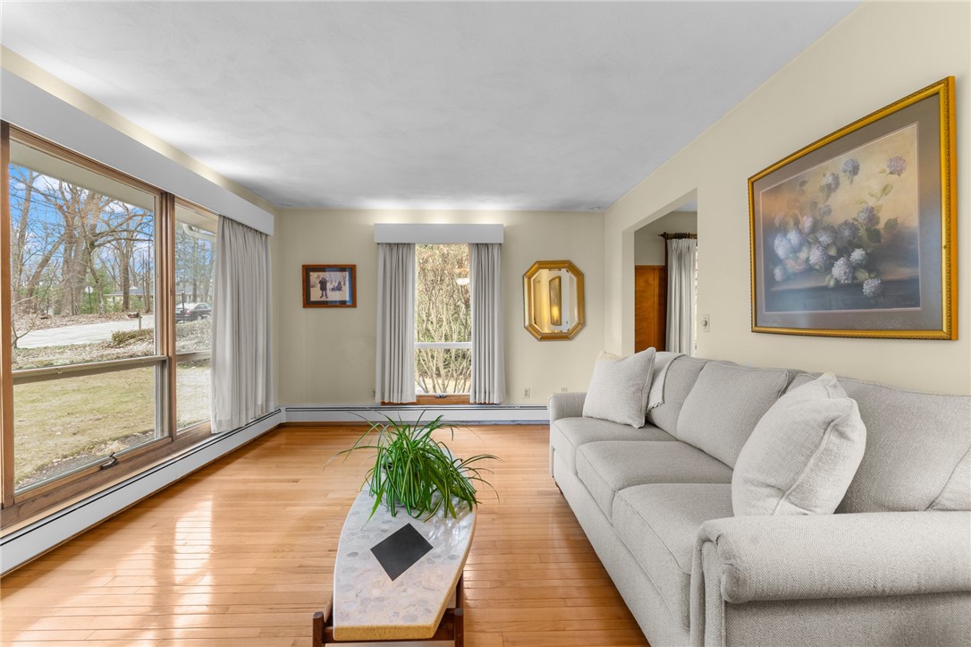 21 Colonial Road Scituate, RI 02857 - Photo 6 of 36