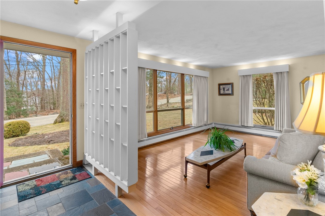 21 Colonial Road Scituate, RI 02857 - Photo 7 of 36