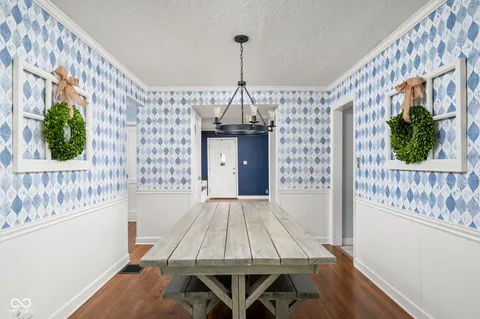 $620,000 | 7024 Broadway Street, Indianapolis, IN 46220