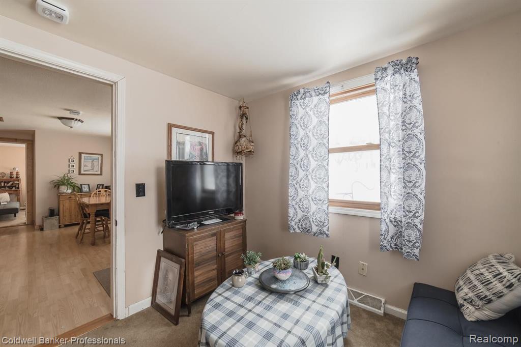 171 South Elba Road Lapeer, MI 48446 - Photo 14 of 26