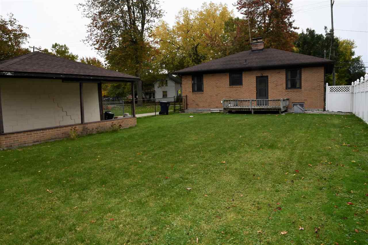 403 East Smith Road Bay City, MI 48706 - Photo 3 of 19