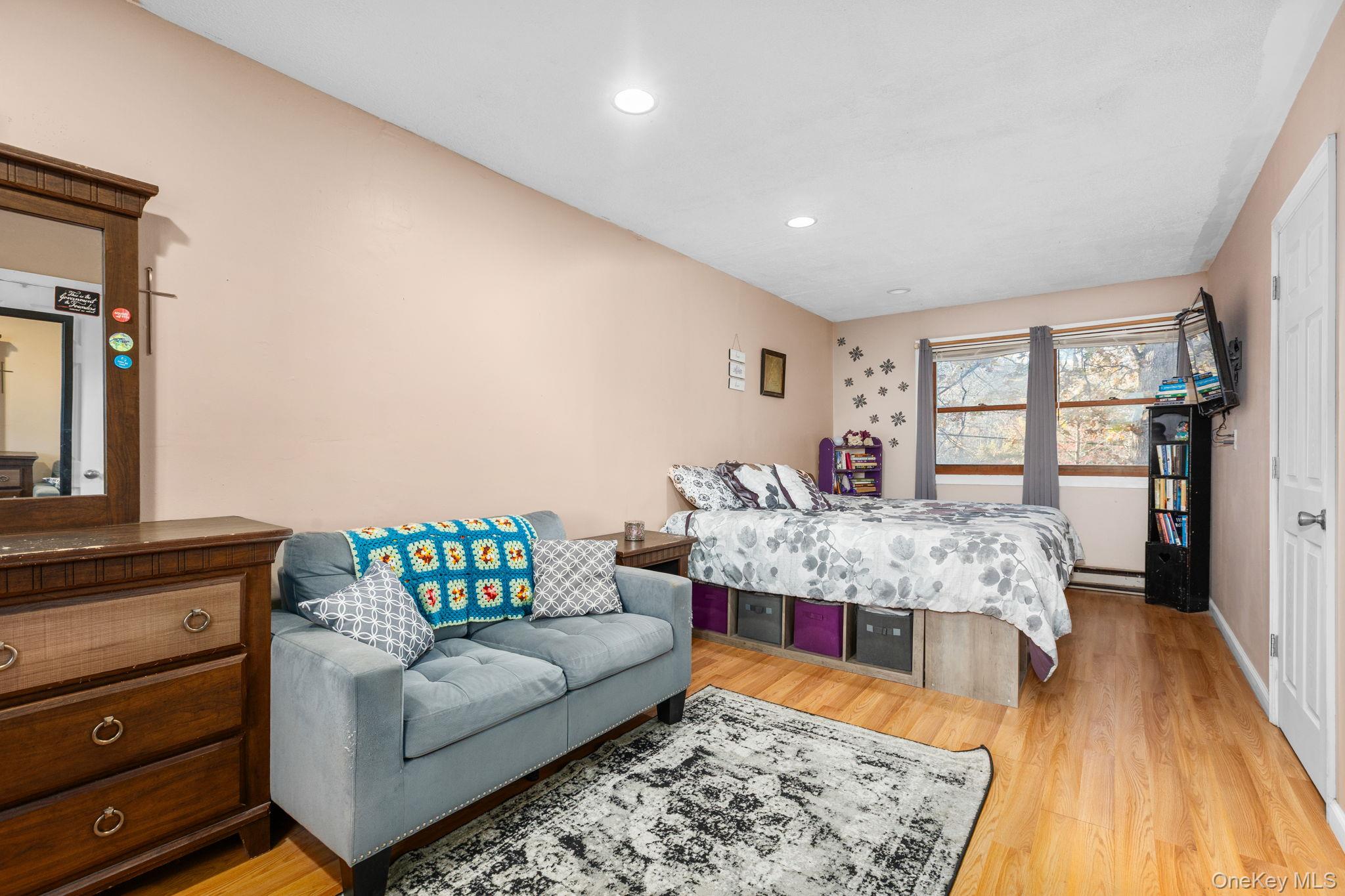 104 Riley Road New Windsor, NY 12553 - Photo 24 of 35 a living room with furniture and a couch